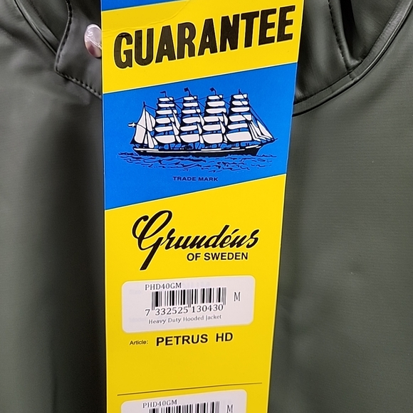 Grundens Petrus Heavy Duty Hooded Jacket *Size Medium* NEW - Picture 3 of 3